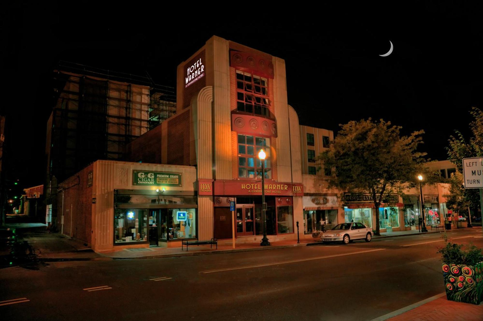 The Hotel Warner West Chester Exterior photo